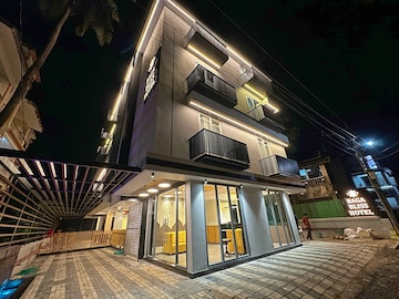 HOTEL BAGA BLISS BY CELESTIIAL HOSPITALITY